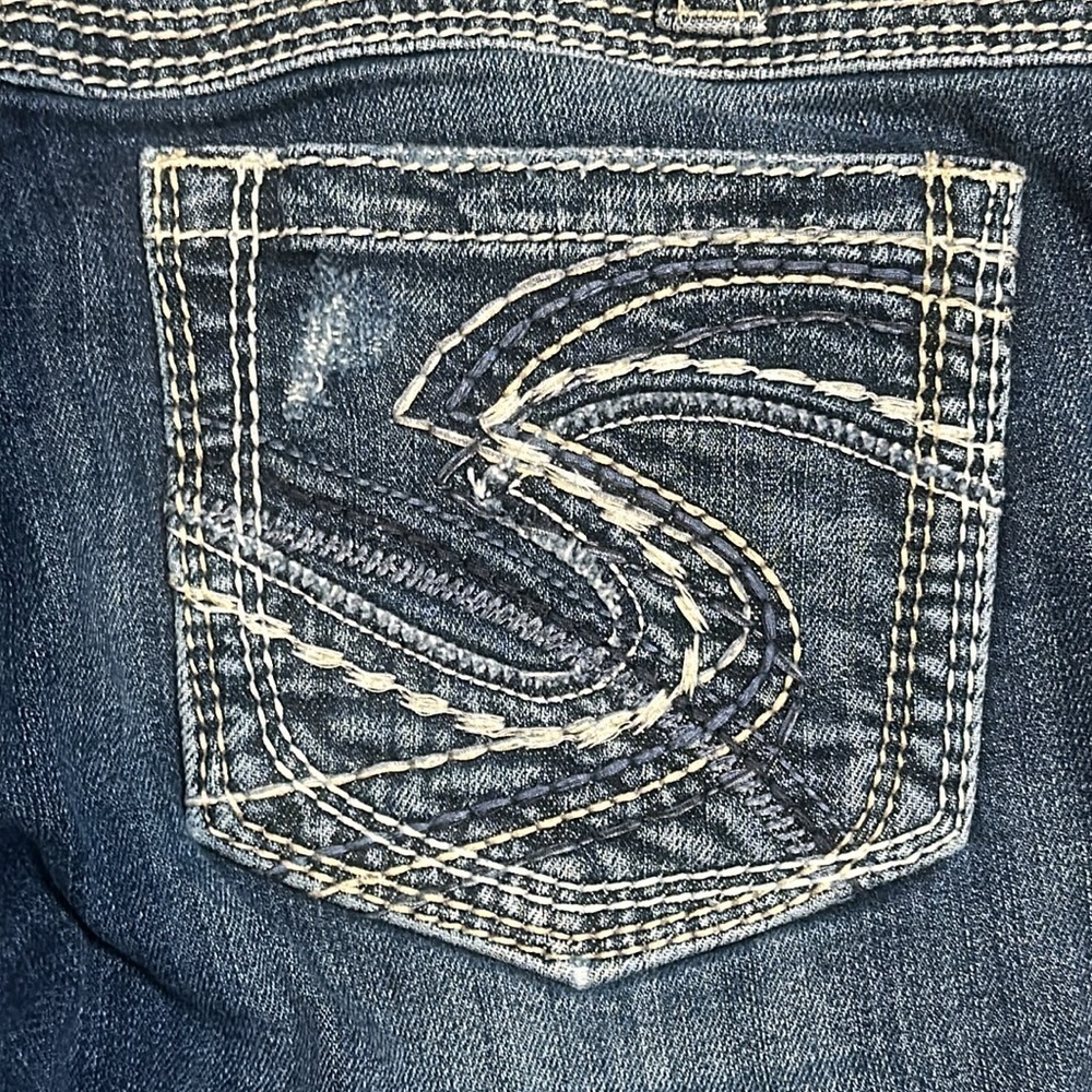 Silver TWISTED CAPRI jeans size W 30